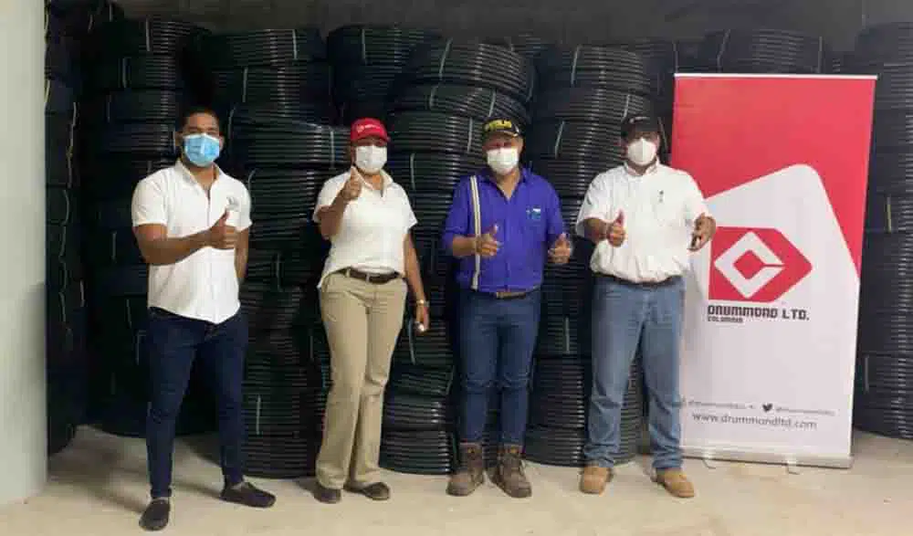 Drummond entrega rollos de manguera - Jagua de Ibirico