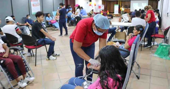 Asociación estudiantil de UNIMAGDALENA lideró ‘donatón’ de sangre ante escasez en Santa Marta