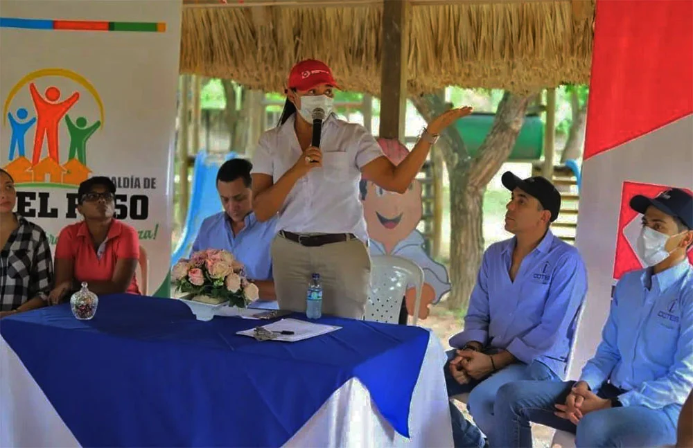 Drummond Ltd. socializa proyecto de adecuación de escuela en El Paso