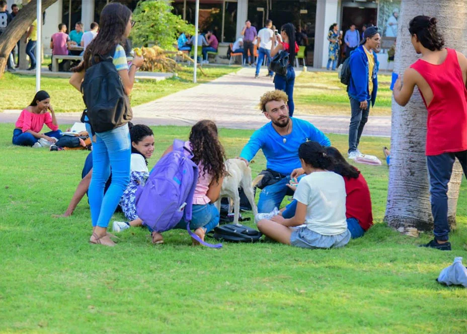 Jóvenes estudiantes Unimagdalena