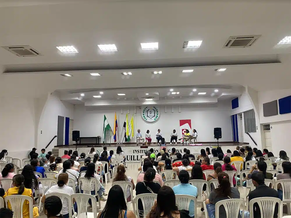 Drummond conmemoró a lideresas del Cesar en el Día Internacional de la Mujer
