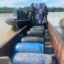 Incautados más de 46.000 galones de insumos líquidos sobre el río Atrato Incautados más de 46.000 galones de insumos líquidos-río Atrato