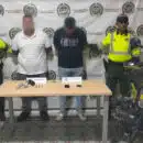 Capturadas dos personas en motocicleta de alto cilindraje portando armamento y munición