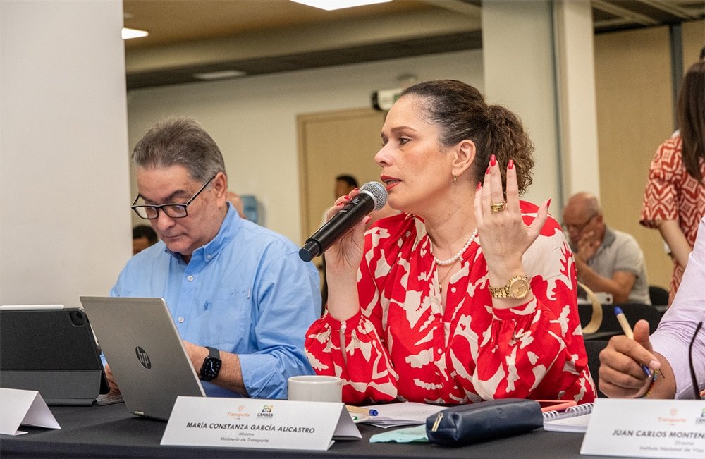 Ministerio de Transporte acompañará propuesta Para financiar buses eléctricos