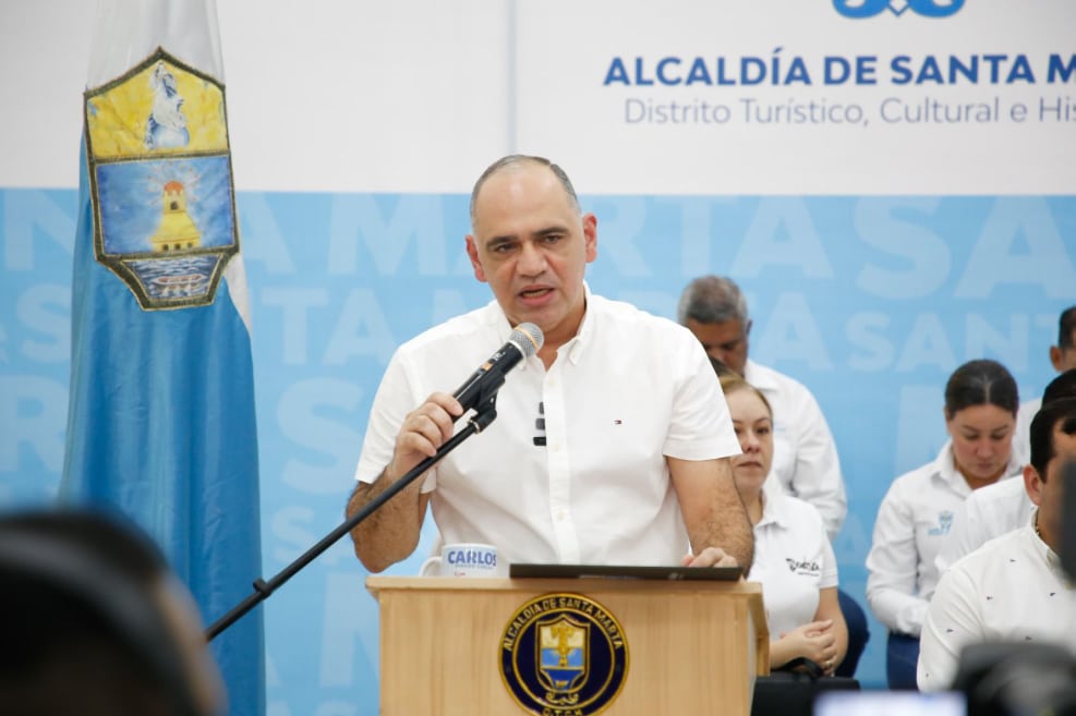 Alcalde Carlos Pinedo alerta sobre “cartel de las válvulas”