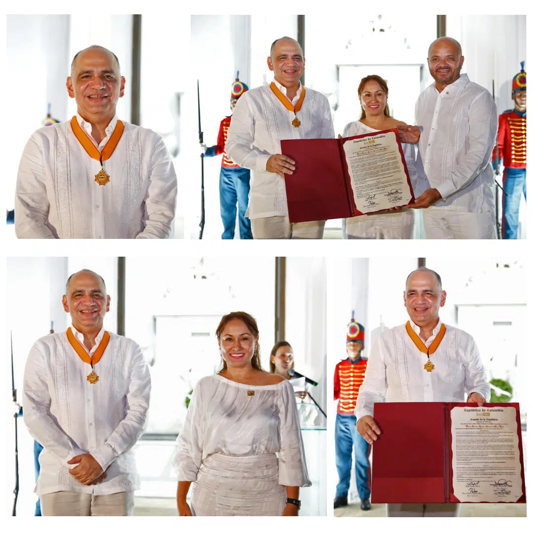Alcalde Carlos Pinedo recibe condecoración en grado de Comendador de parte del Congreso de la República