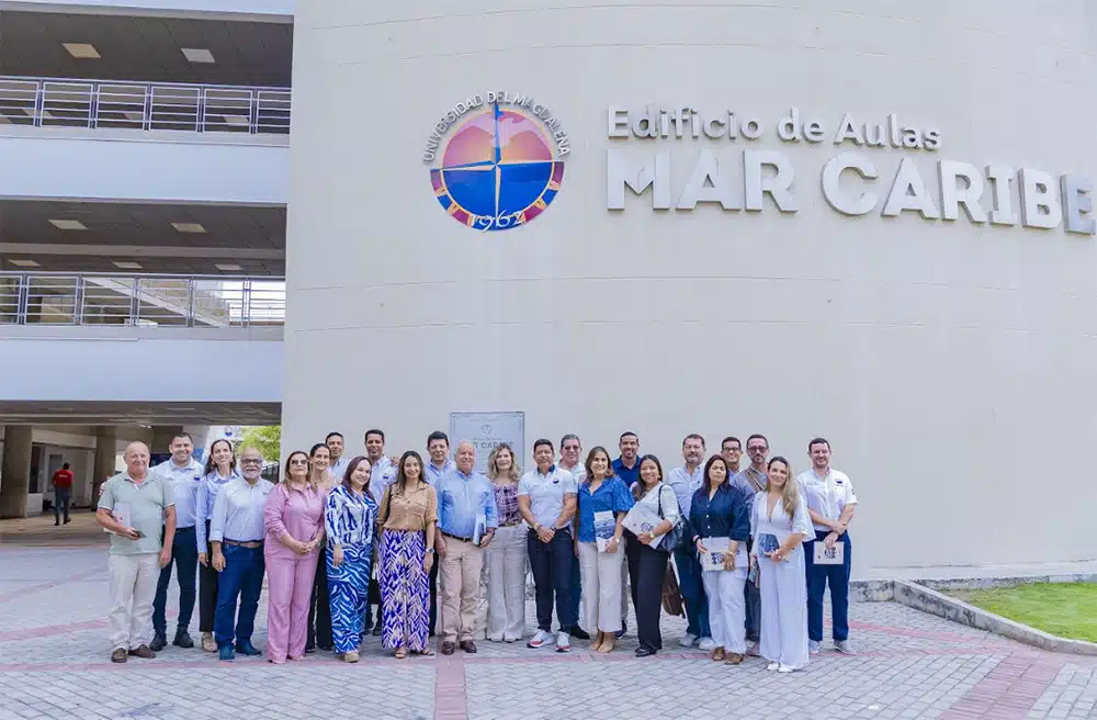 Líderes gremiales se suman al llamado del Rector Pablo Vera