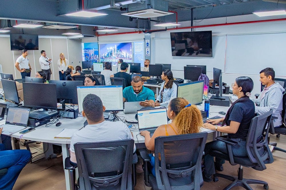 Programa de Negocios Internacionales de UNIMAGDALENA recibe visita de pares académicos