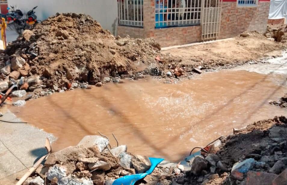 ESSMAR E.S.P. brinda apoyo en atención a la fuga en línea de conducción