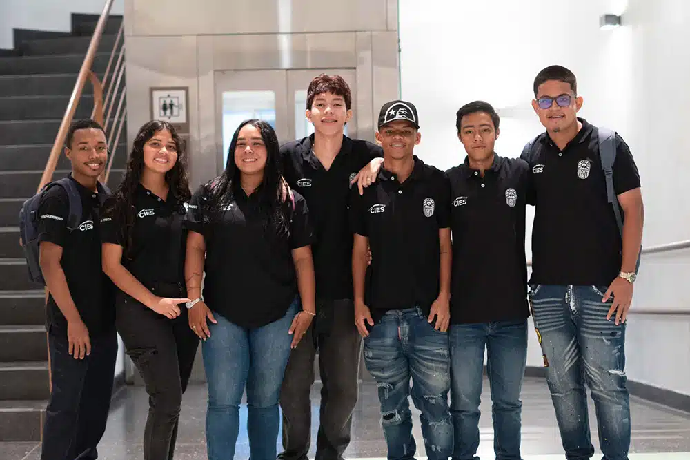 Santa Marta transforma la educación USM recibe 80 nuevos estudiantes en programa de Diseño de Modas